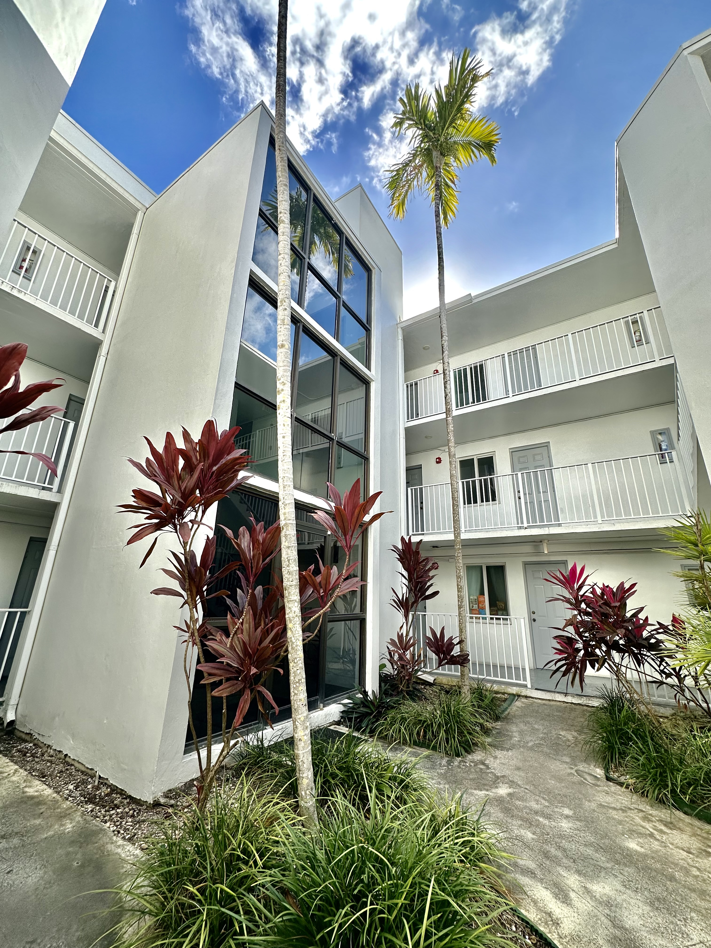 Condo in the Desirable Harbor Islands!!